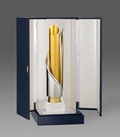 puchary, medale, patery, statuetki - stara kolekcja - model 709 box