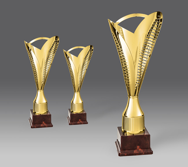 Puchar 8007 3, &oslash;21, h.54 (produkt niedost�pny) puchary statuetki medale