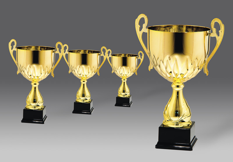Puchar G24119 4, &oslash;24, h.52 (produkt niedost�pny) puchary statuetki medale
