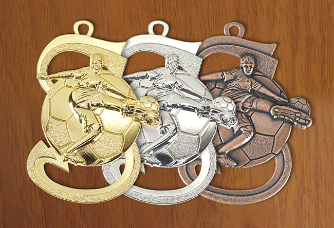 medal 39x59 mm piłkarz - brązowy (produkt niedostępny) (stara kolekcja) puchary statuetki medale