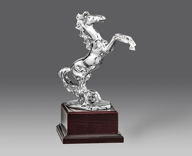 Statuetka koń SO 6822, szer.16, h.24 (produkt niedostępny) puchary statuetki medale